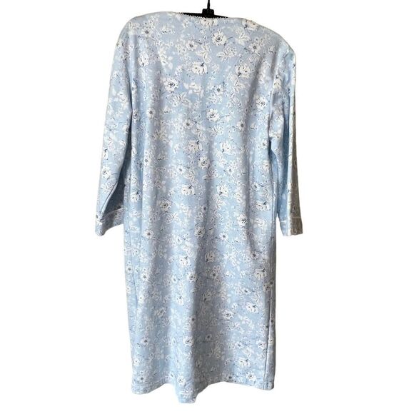 Miss Elaine 2pc Floral Bouquets Robe and Gown Set - Picture 8 of 16